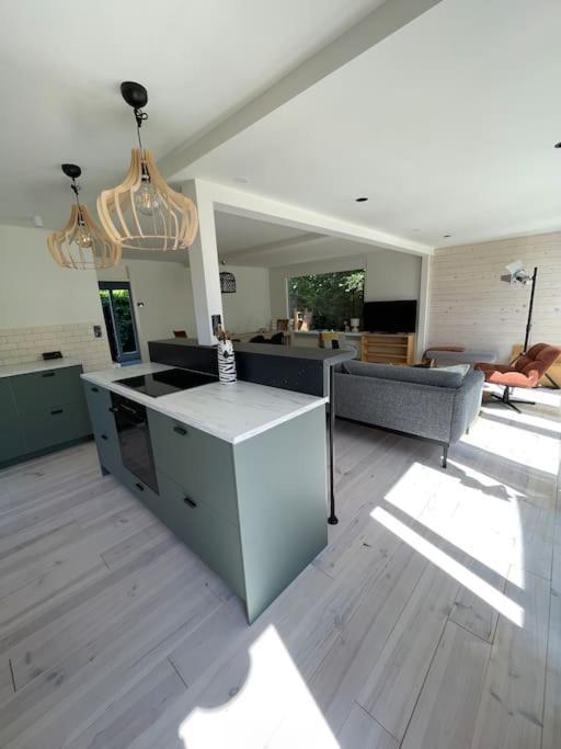 Modern Beach House For 12 Pers! With Jacuzzi 줄리아나도르프 외부 사진