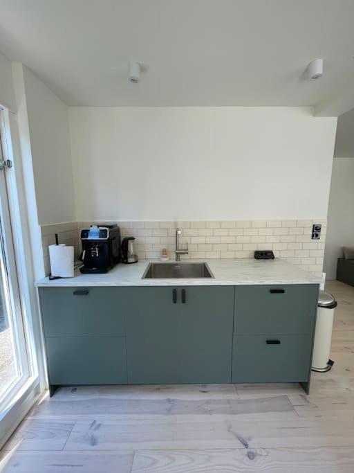 Modern Beach House For 12 Pers! With Jacuzzi 줄리아나도르프 외부 사진